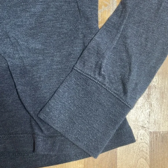 Women’s Harley-Davidson Gray Long Sleeve Shirt - Picture 3 of 7